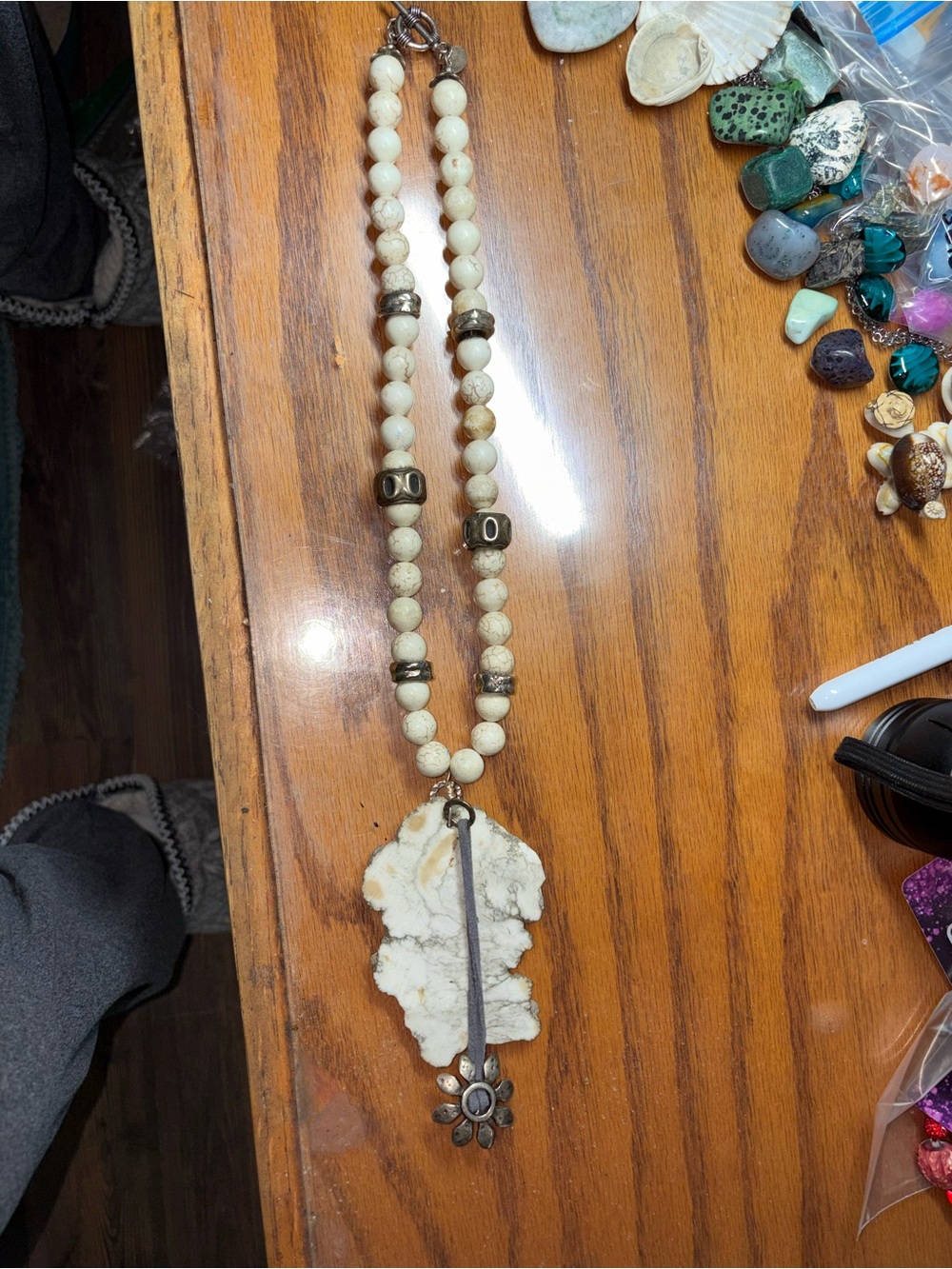 Natural White Howlite Pendant Necklace with Silver-Tone Accent 14 Inch